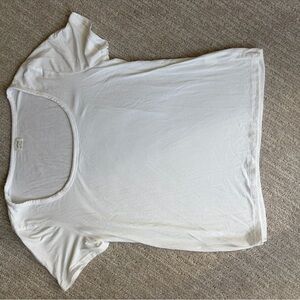 Aritzia Wilfred Women's White Scoop Neck Short Sleeve Tee